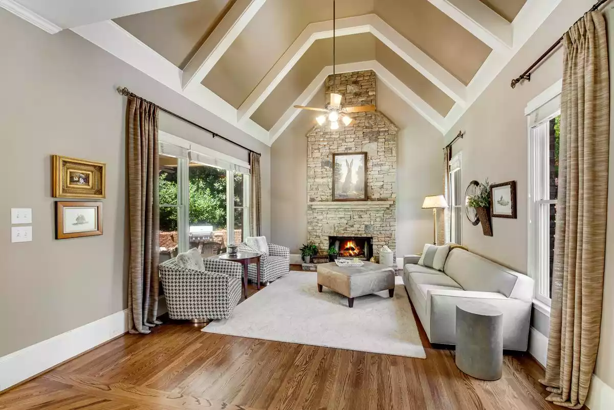 real estate photography retouching services