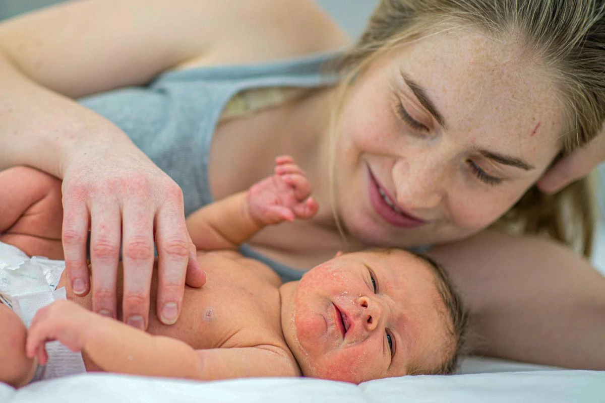 furniture and newborn photo editing services