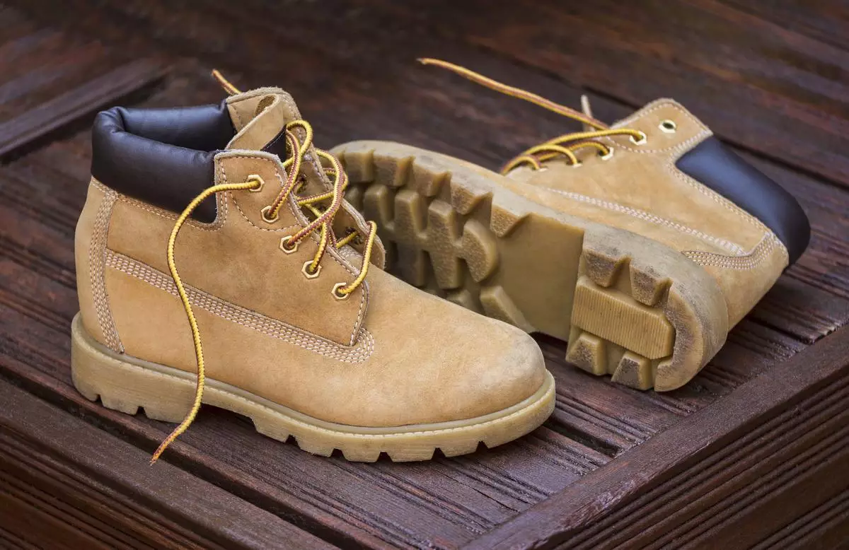 furniture and newborn photo editing services