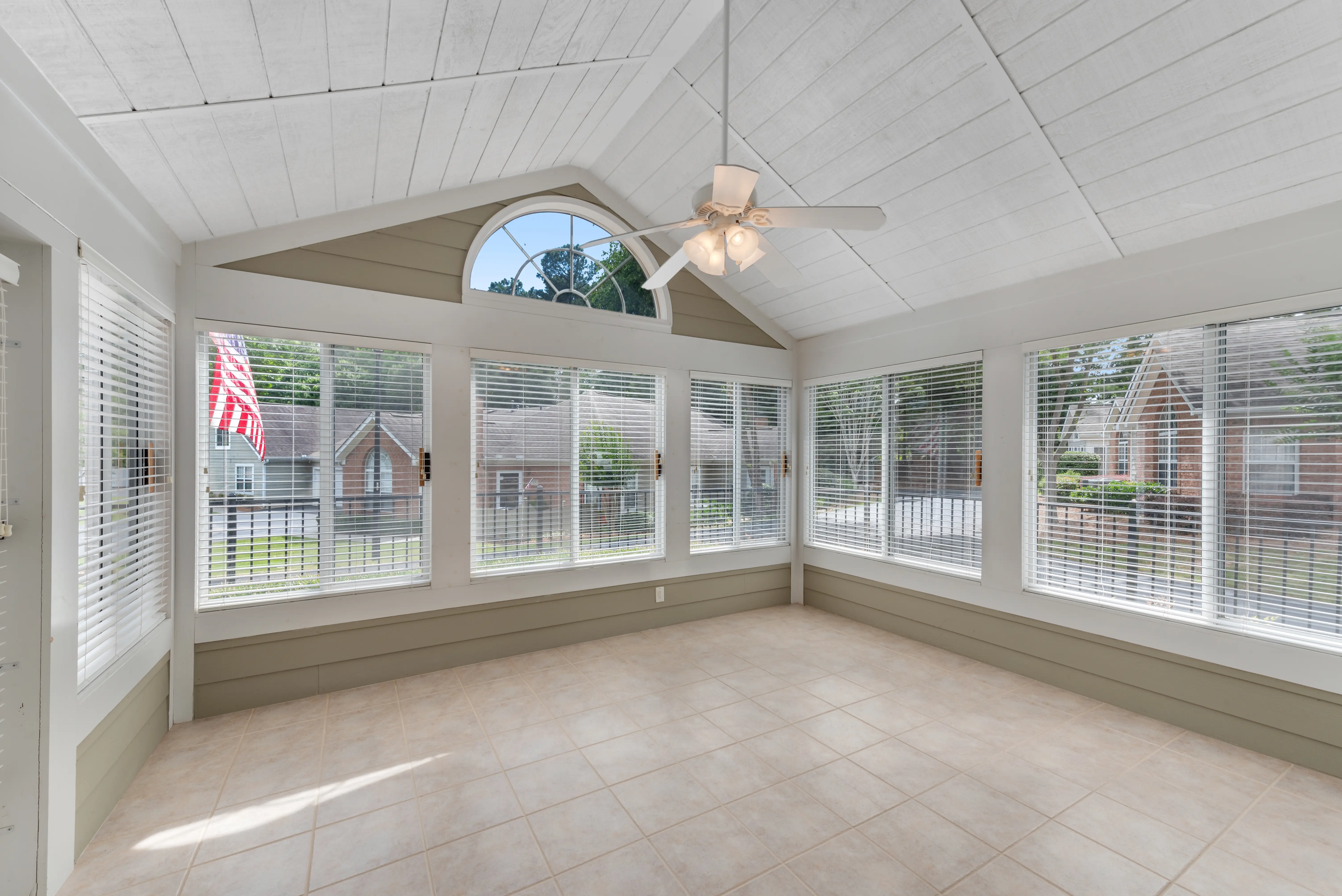 real estate photography retouching services